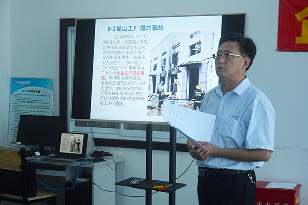 结合“案例”讲解 /cxyq/20200615150713-Fi3Fij671aKLWQnmja6RAEPhDply.jpg