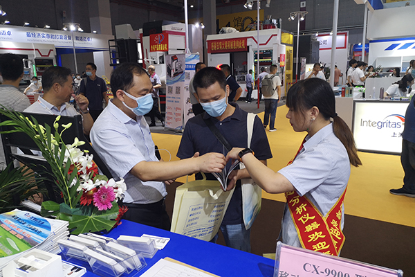 创想展台前1 /cxyq/20200819111615-FoARjW5E4z6sz4bWJIjCyz2V3nix.jpg